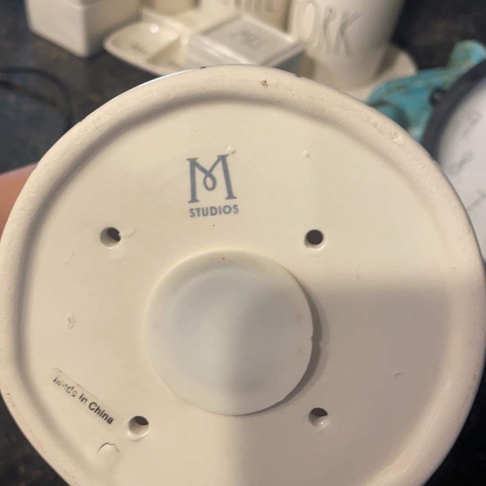 *RARE* Rae Dunn Home 21 stem birdhouse - Picture 3 of 3